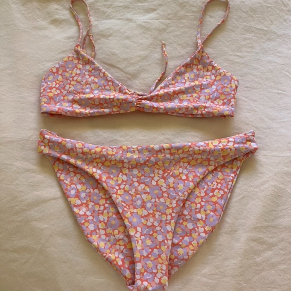 Skatie pink floral bikini
